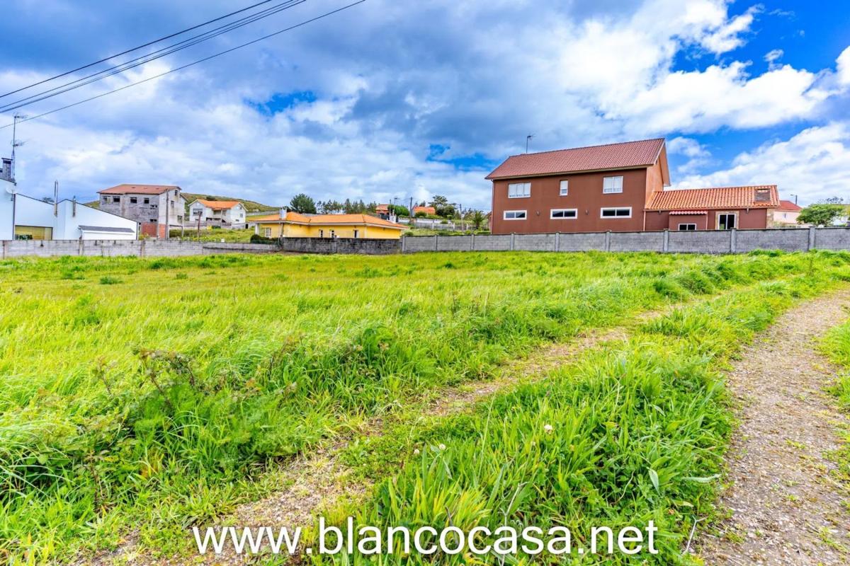 Terreno en venta en Malpica de Bergantiños, A Coruña photo 4