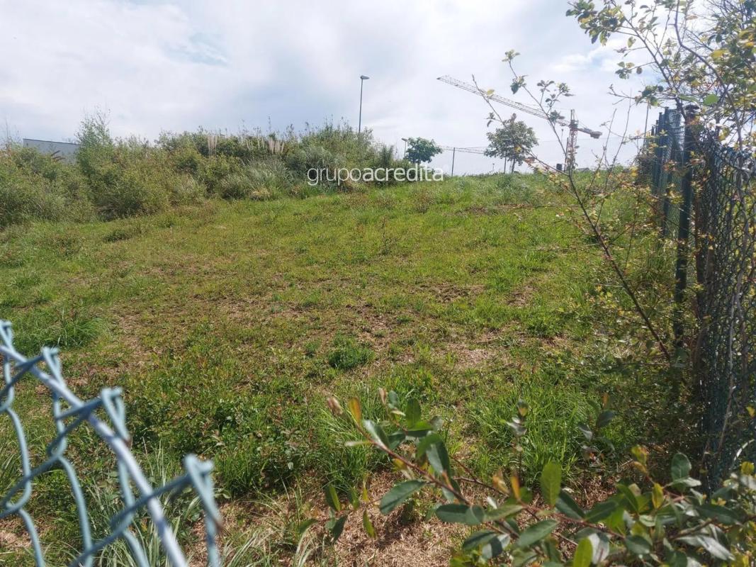 Land for sale in Oleiros, A Coruña photo 3