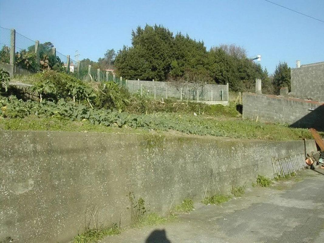 Terreno en venta en Boiro, A Coruña photo 2
