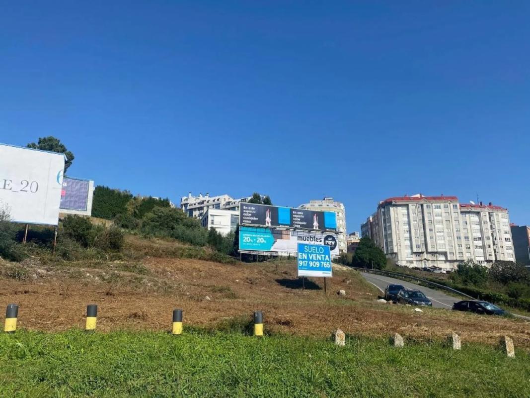 Działka na sprzedaż w A Coruña, A Coruña photo 3