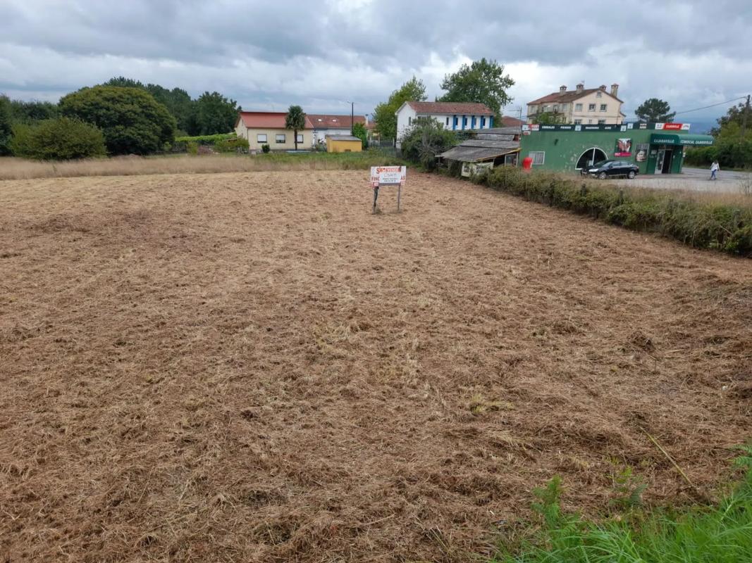 Terreno en venta en Teo, A Coruña photo 1