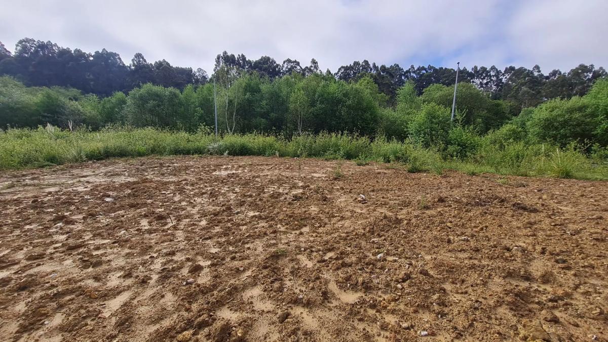 Terreno en venta en Miño, A Coruña photo 3