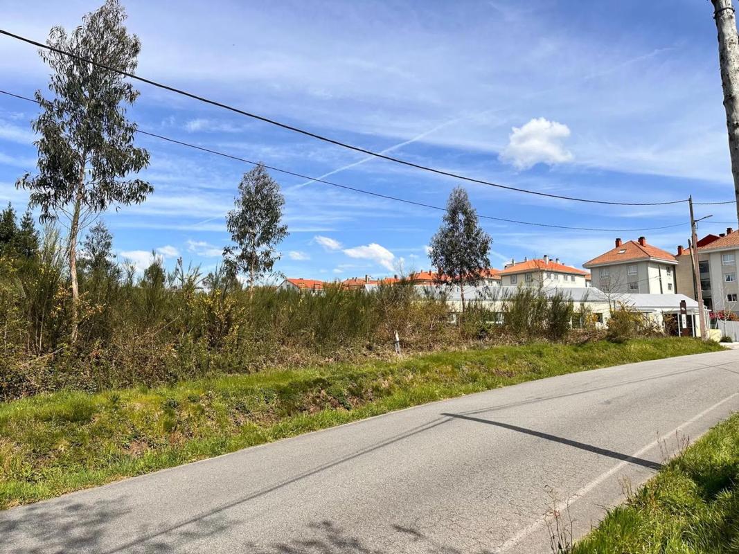 Terreno en venta en Teo, A Coruña photo 3