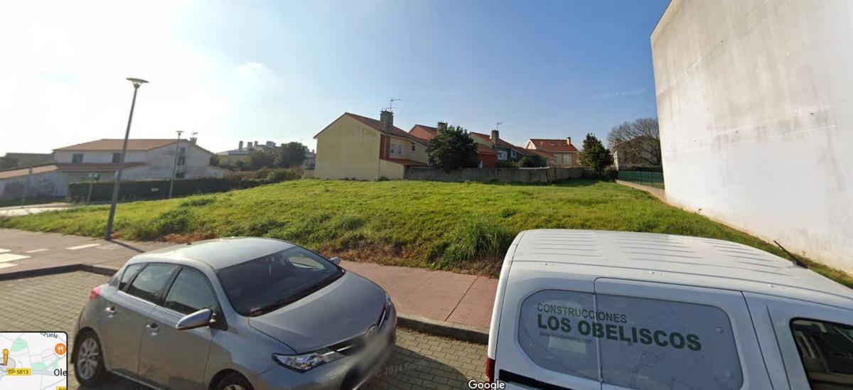 Terreno en venta en Oleiros, A Coruña photo 3