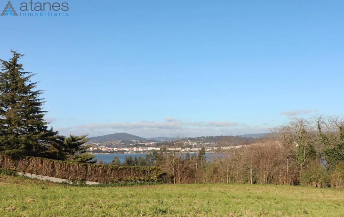 Działka na sprzedaż w Bergondo, A Coruña photo 5