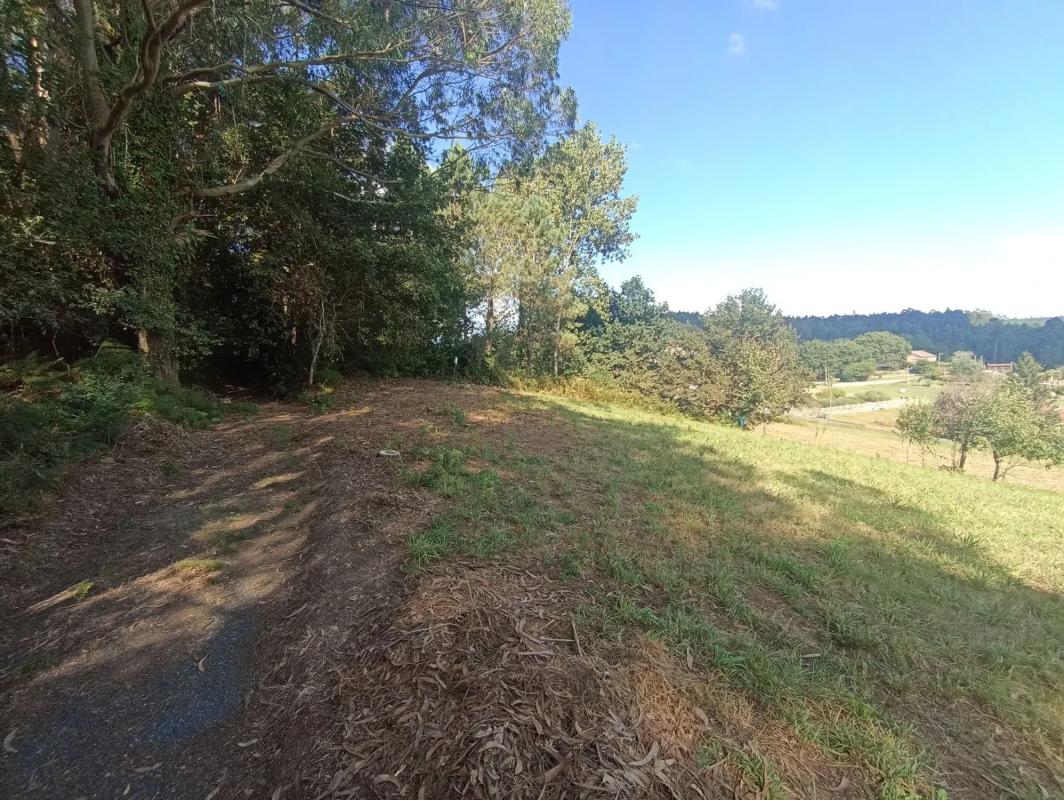 Terreno en venta en Brion, A Coruña photo 2