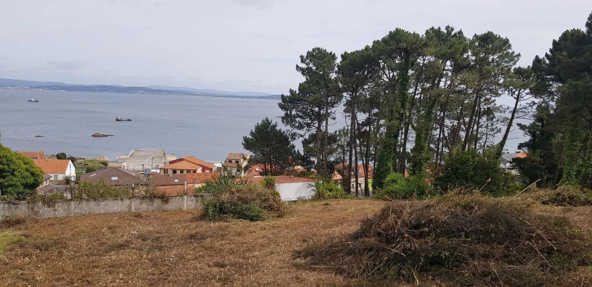 Terreno en venta en Ribeira, A Coruña photo 5