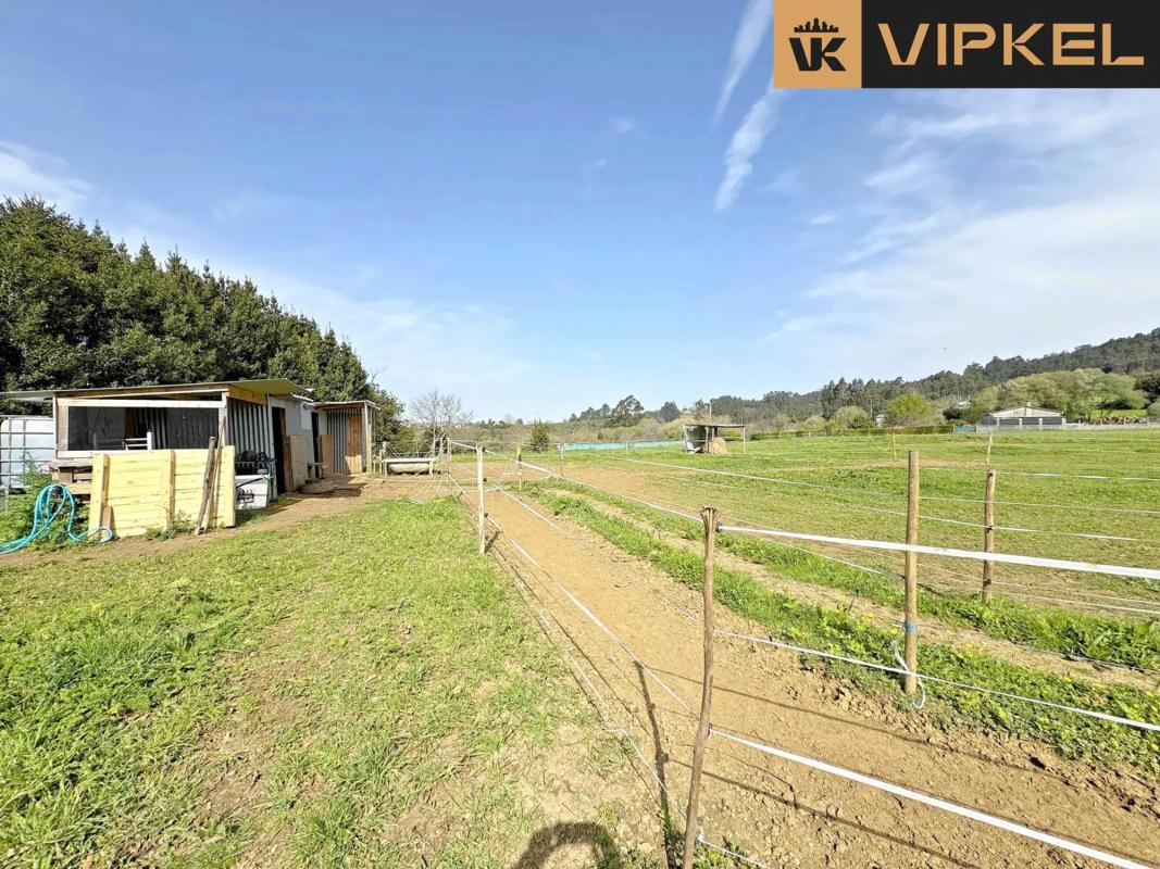 Terreno en venta en Fene, A Coruña photo 1