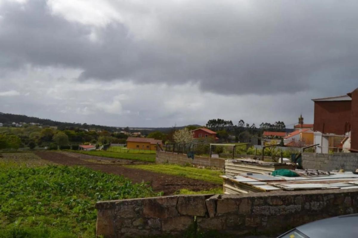 Terreno en venta en Ribeira, A Coruña photo 3