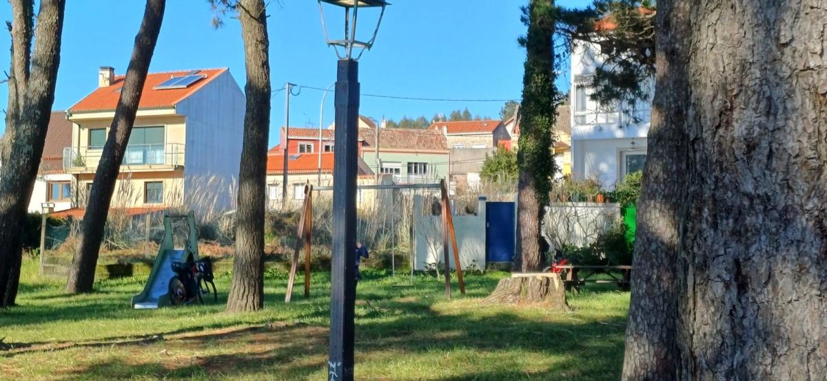 Terreno en venta en Ribeira, A Coruña photo 3
