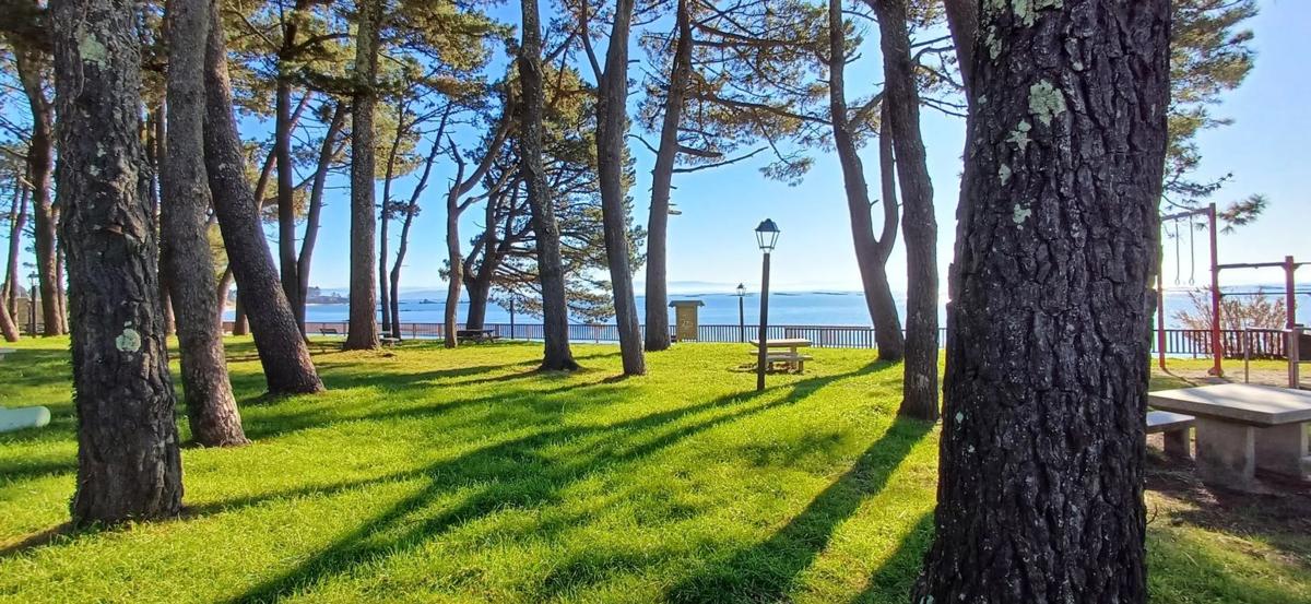 Terreno en venta en Ribeira, A Coruña photo 4