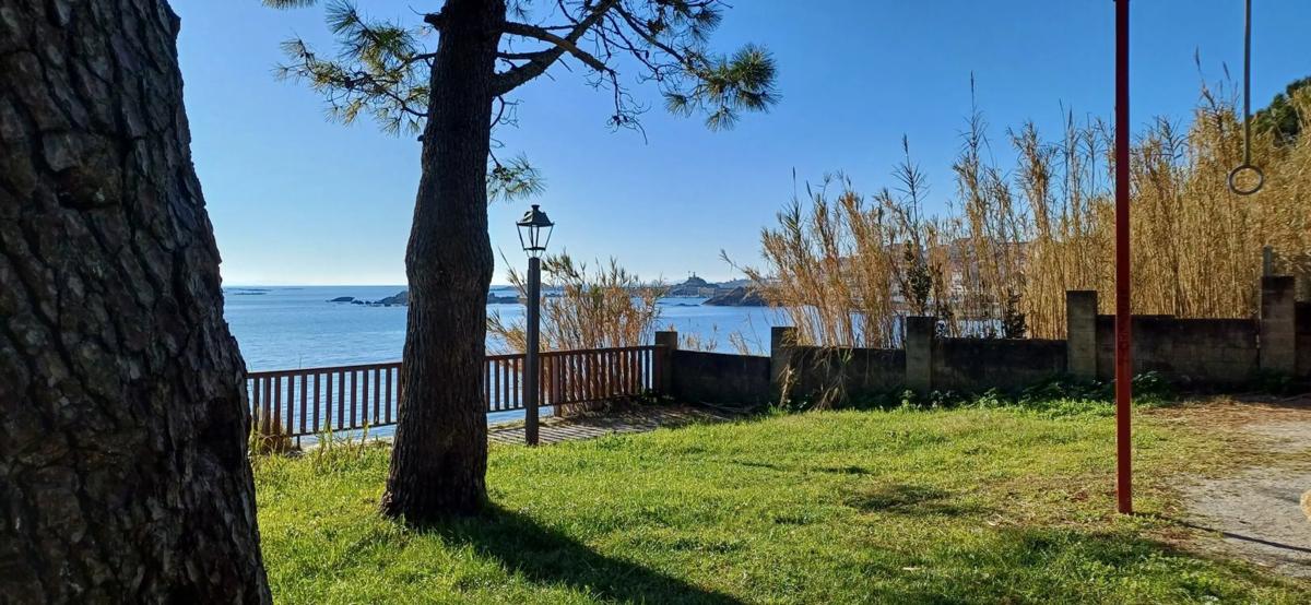 Terreno en venta en Ribeira, A Coruña photo 5