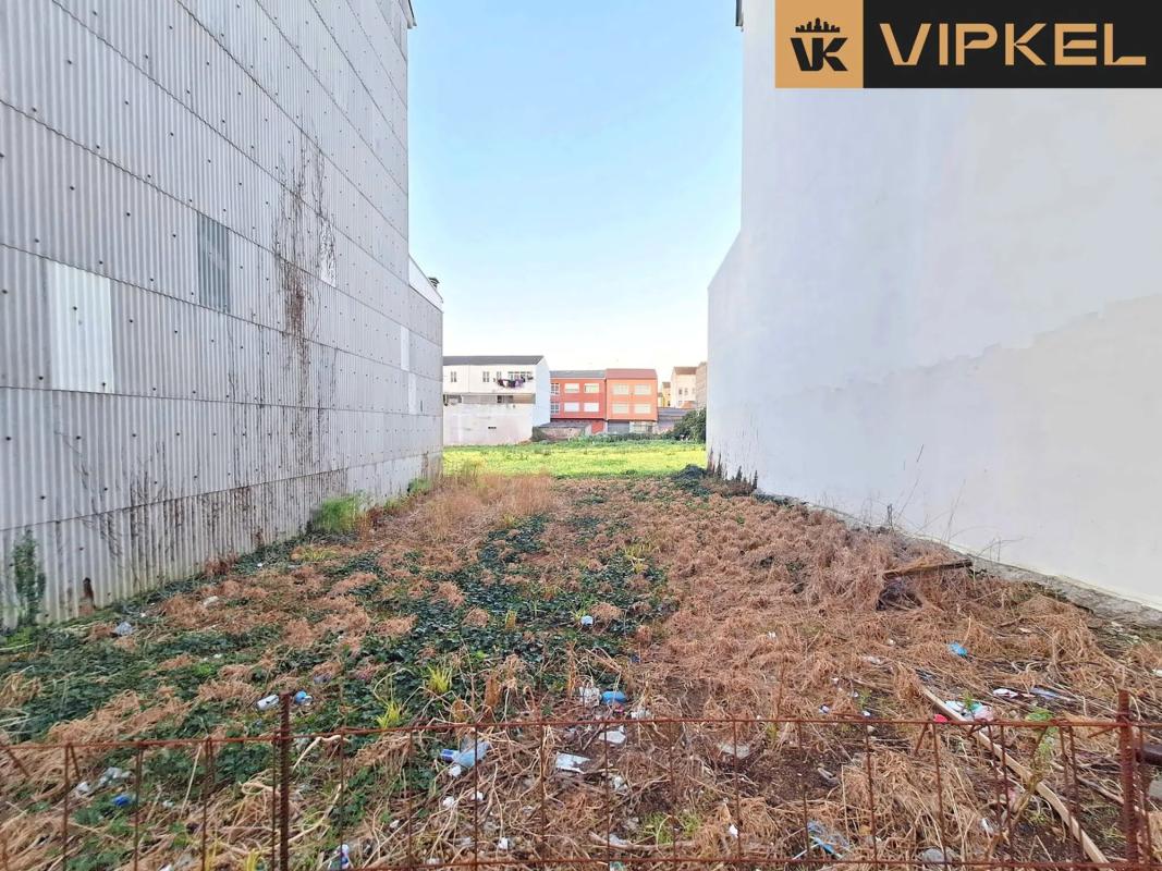 Terreno en venta en Narón, A Coruña photo 5