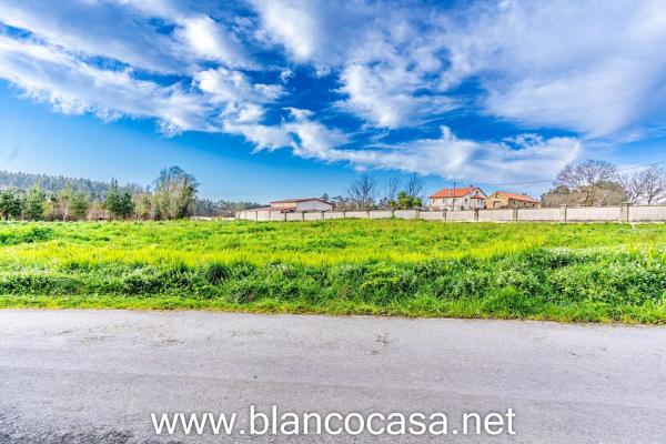 Terreno en Laracha photo 1