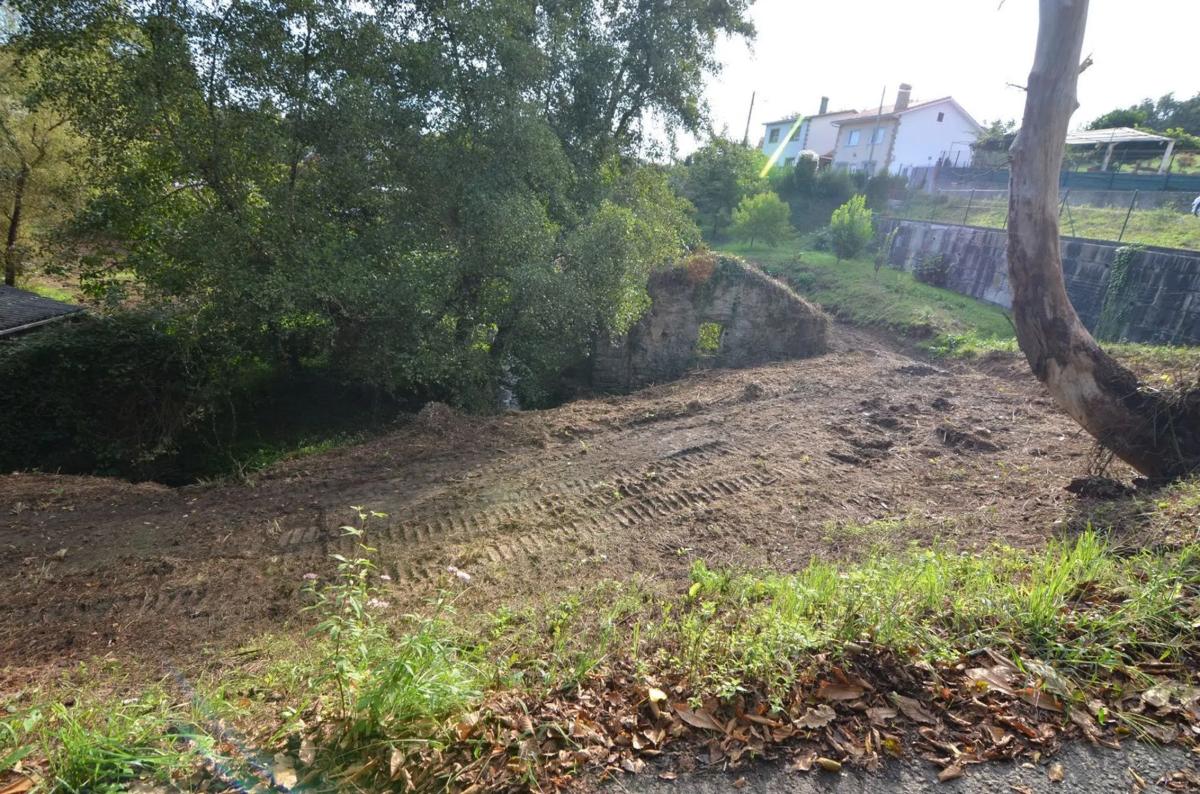 Terreno en venta en Oleiros, A Coruña photo 3