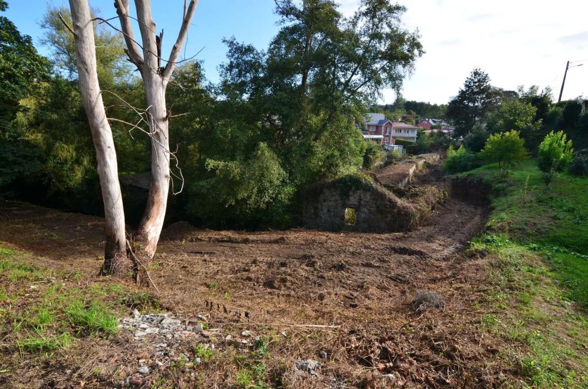 Terreno en venta en Oleiros, A Coruña photo 4