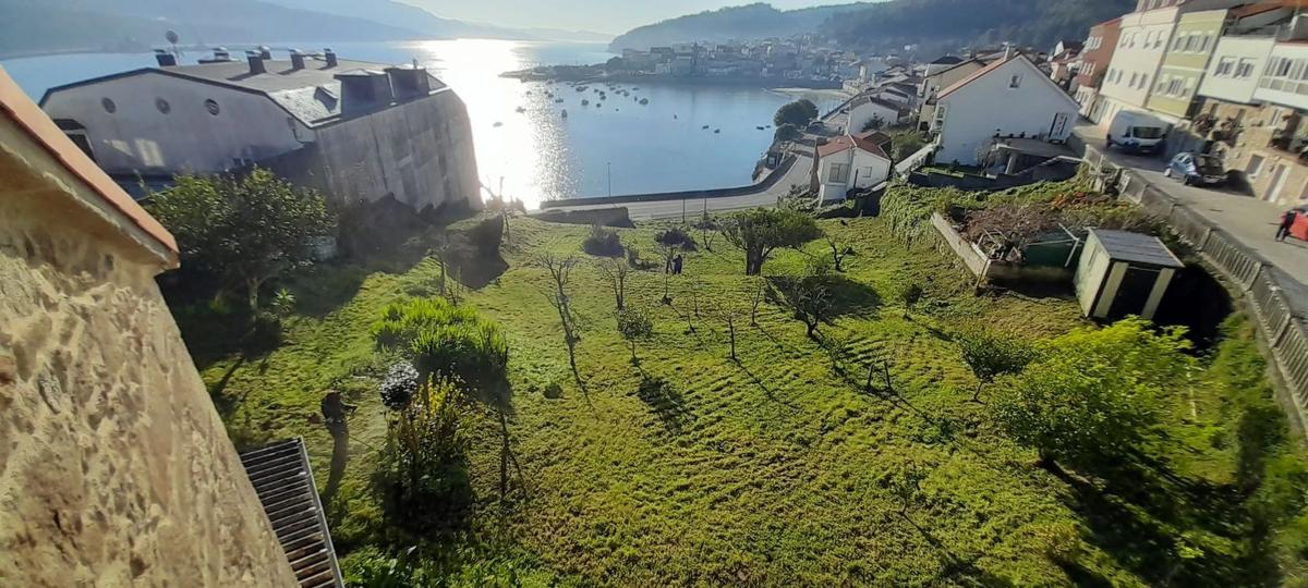 Działka na sprzedaż w Corcubión, A Coruña photo 3
