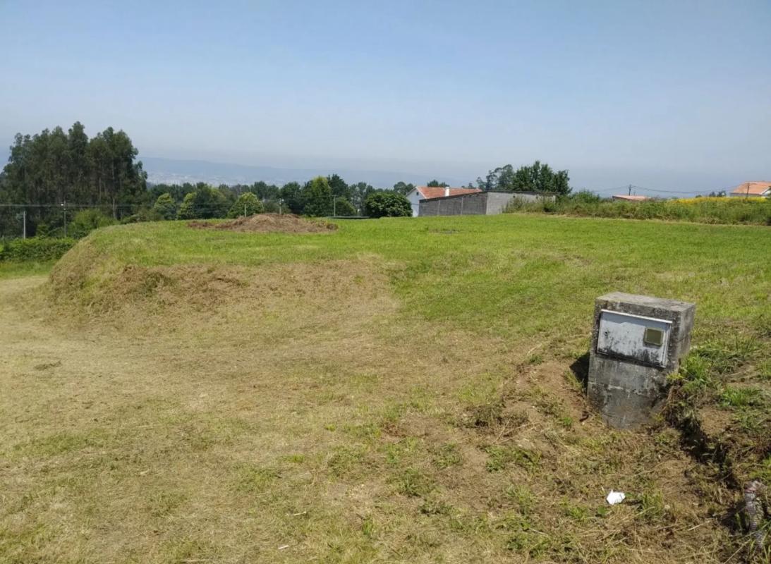 Terreno en venta en Fene, A Coruña photo 3