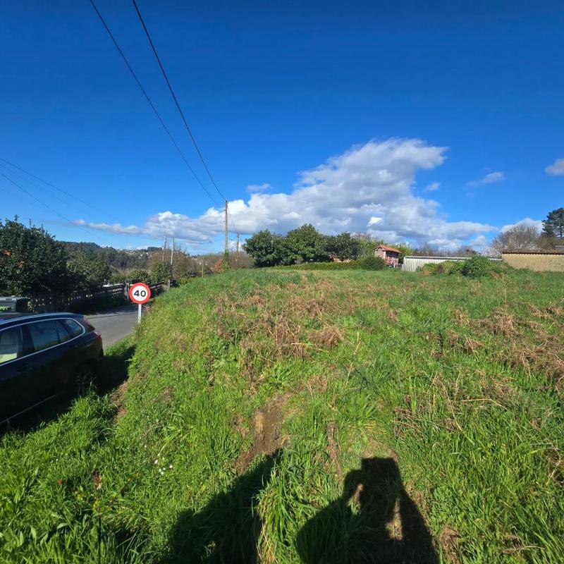 Terreno en venta en Bergondo, A Coruña photo 1