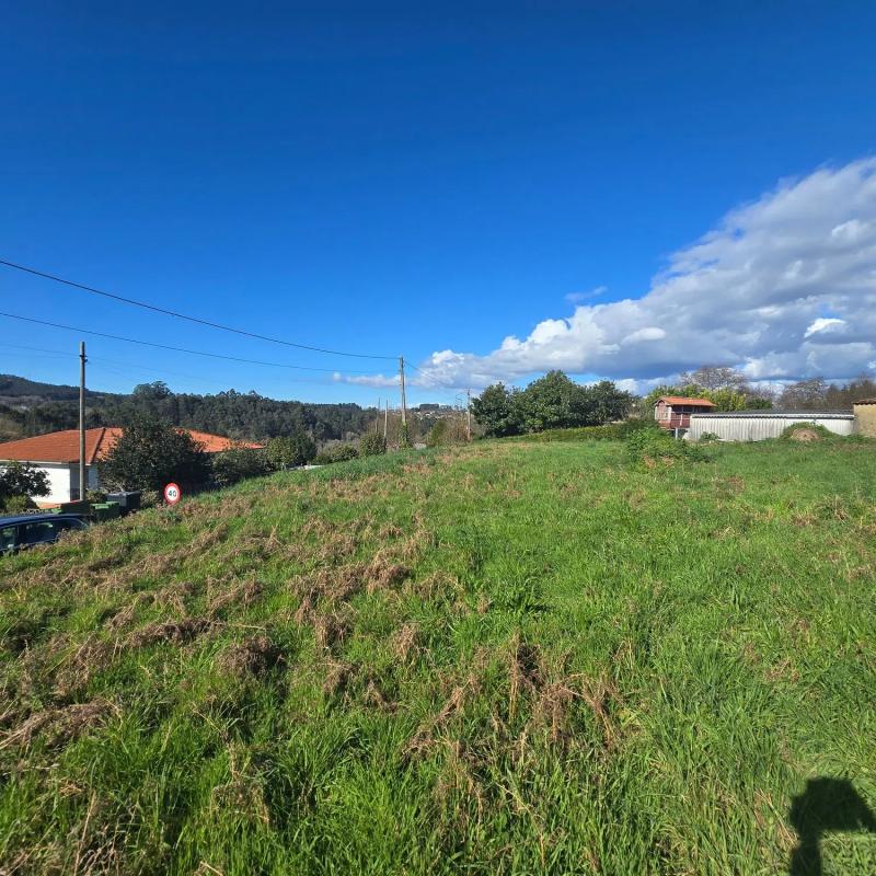 Terreno en venta en Bergondo, A Coruña photo 4