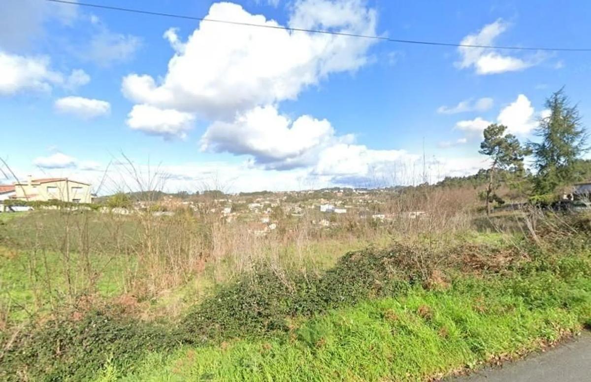 Terreno en venta en Oleiros, A Coruña photo 3
