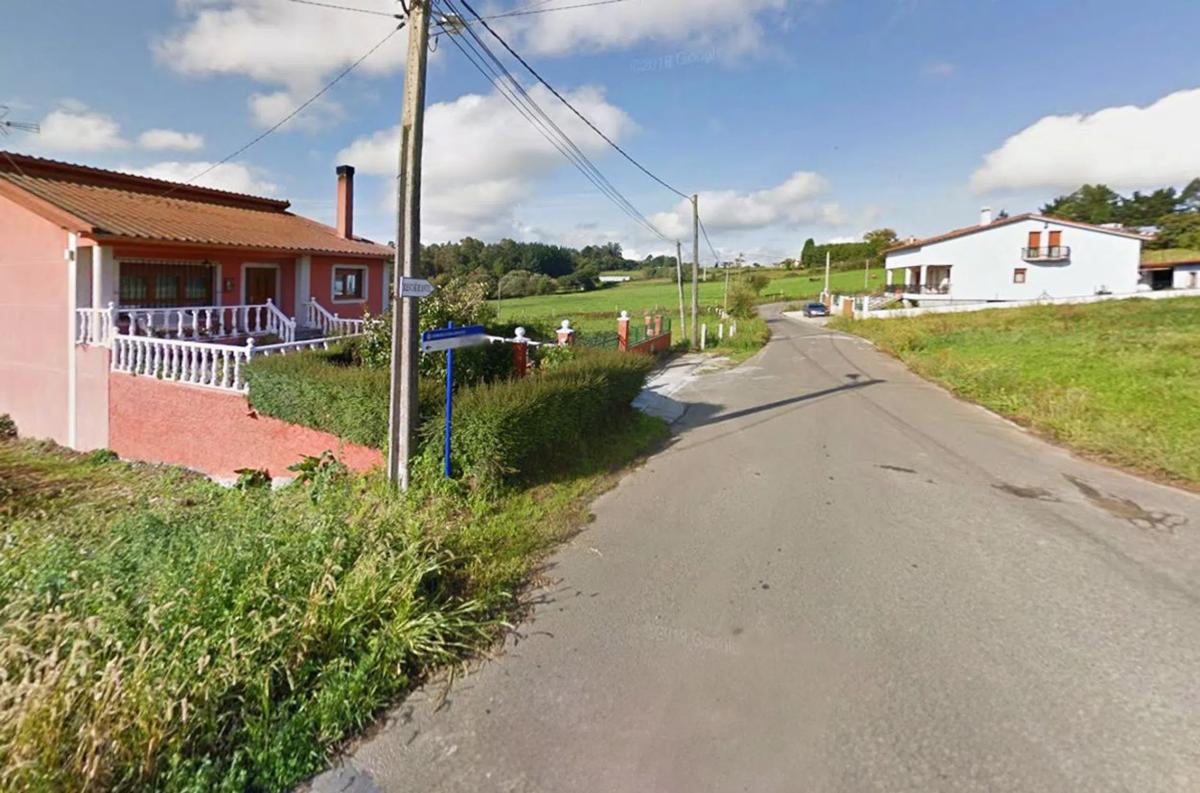 Terreno en venta en Laracha, A Coruña photo 1