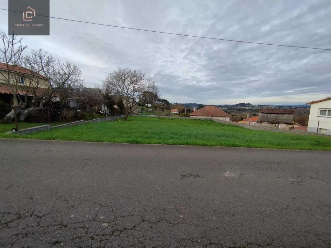 Terreno en venta en Abegondo, A Coruña photo 3