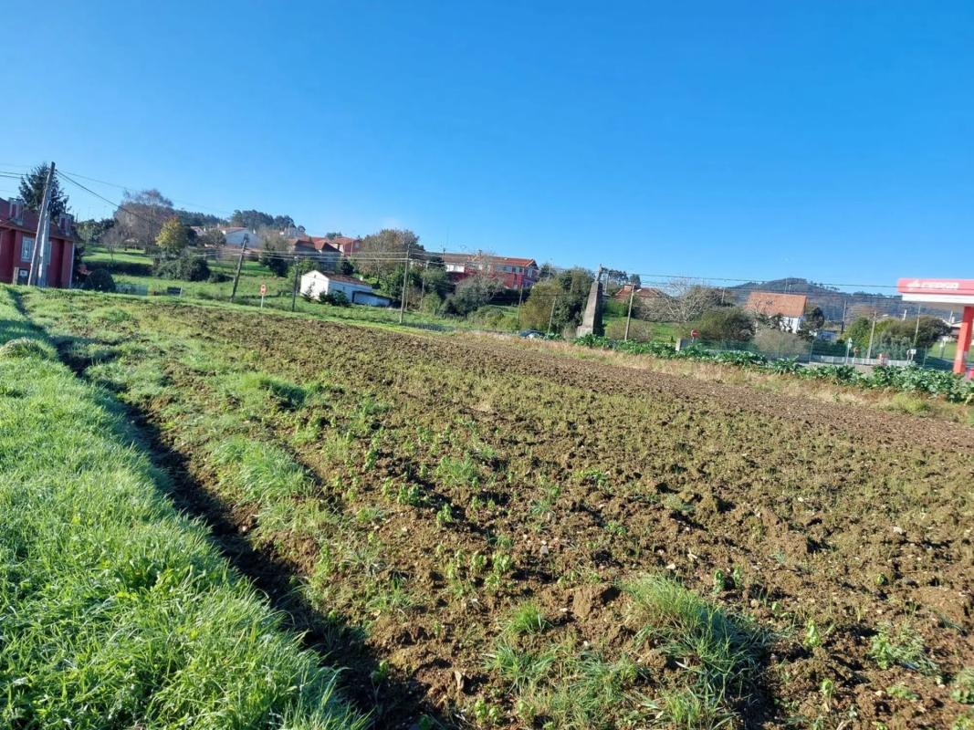 Terreno en venta en Narón, A Coruña photo 2