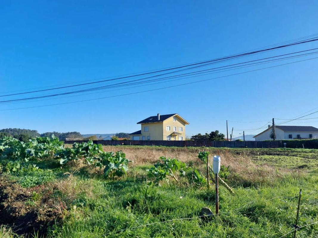 Terreno en venta en Narón, A Coruña photo 4