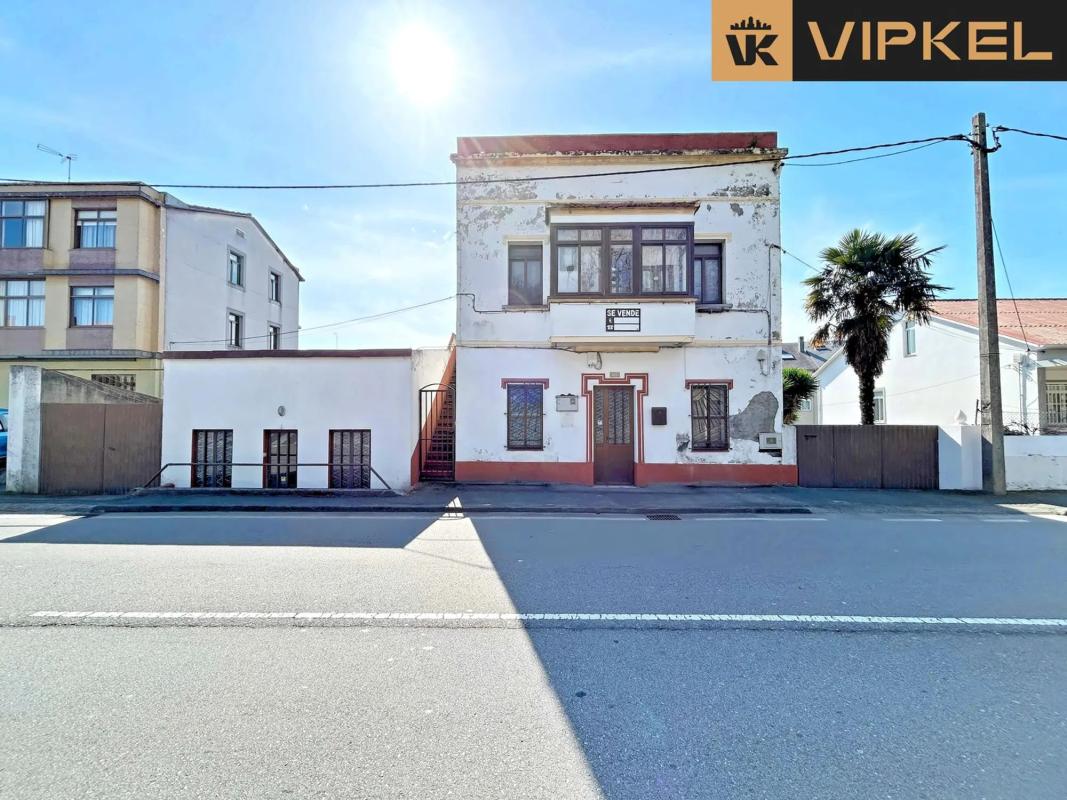 Terreno en venta en Oleiros, A Coruña photo 4