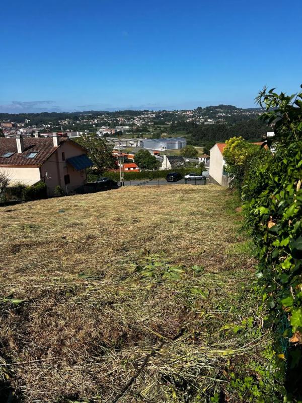 Terreno en venta en Culleredo, A Coruña photo 4