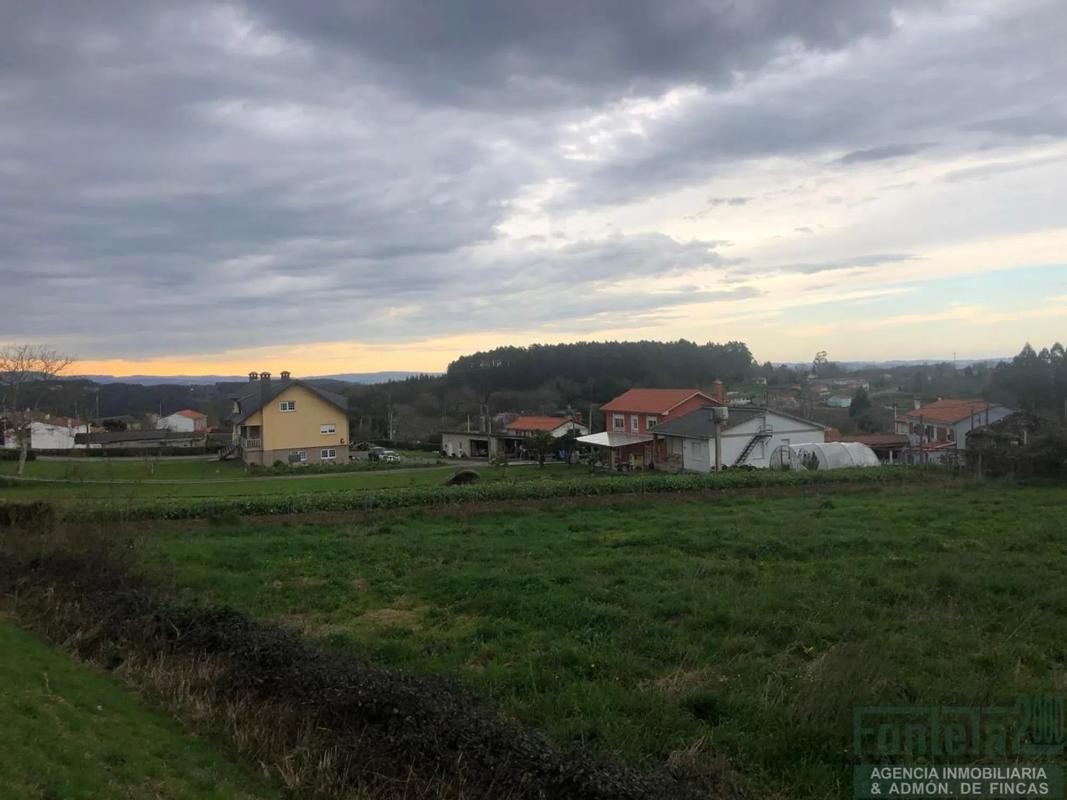 Działka na sprzedaż w Coiros, A Coruña photo 1