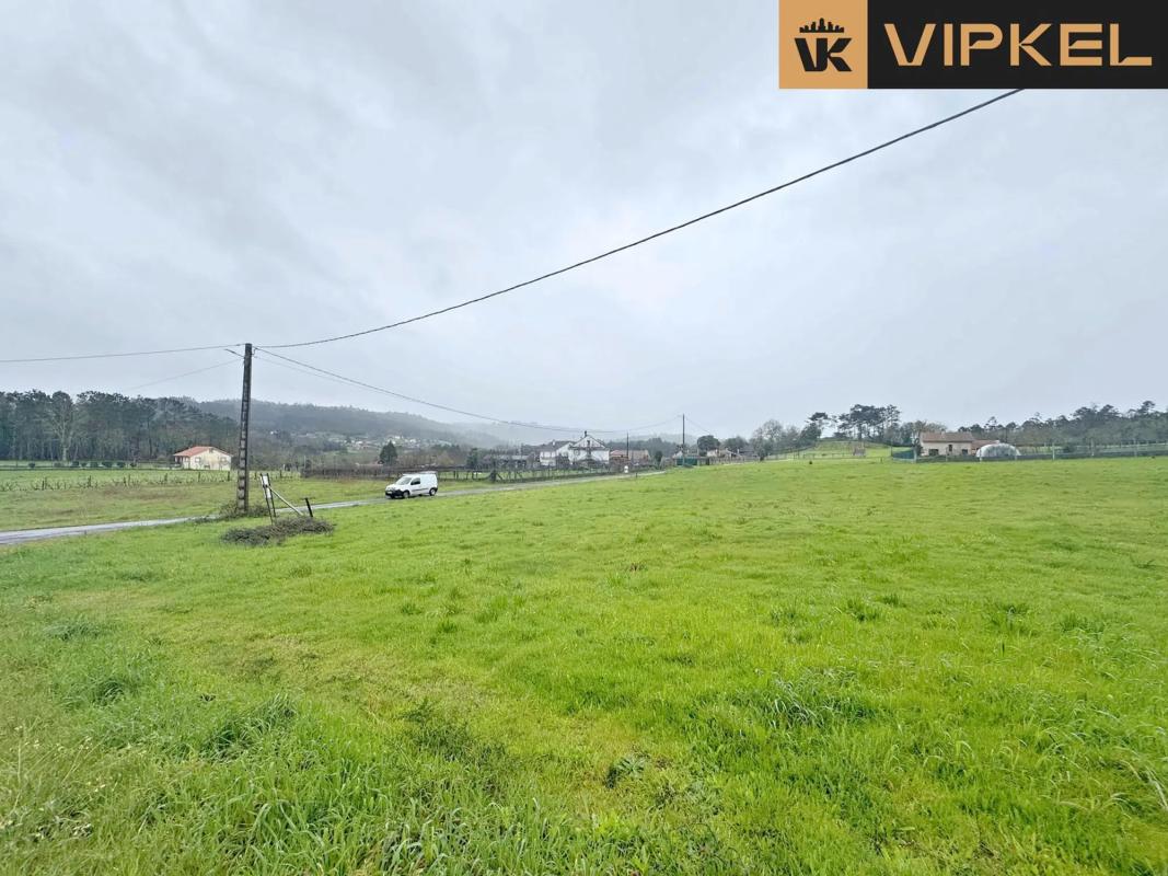 Terreno en venta en Teo, A Coruña photo 2
