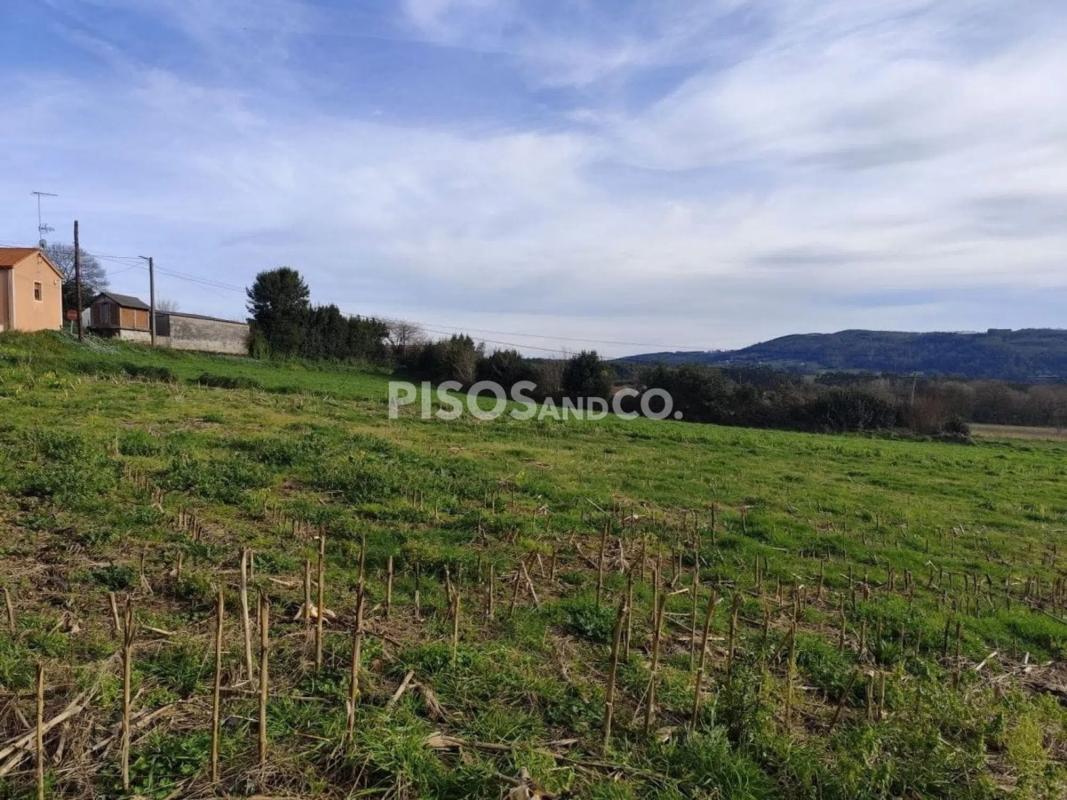 Terreno en venta en Laracha, A Coruña photo 3