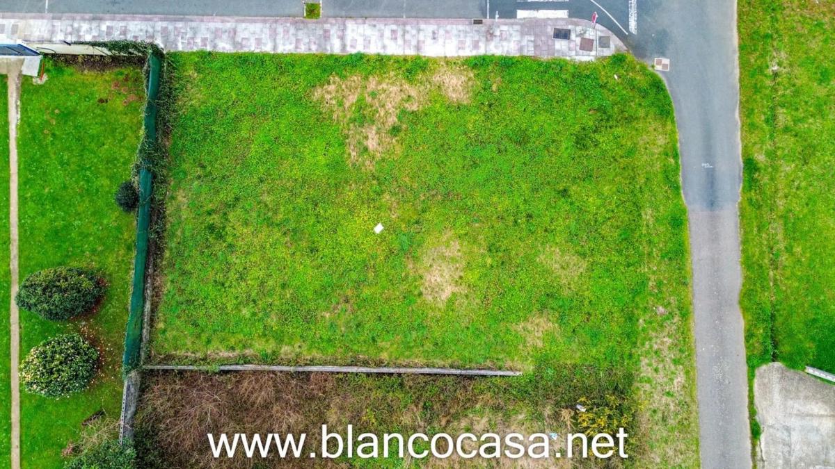 Działka na sprzedaż w Karbaljo, A Coruña photo 3