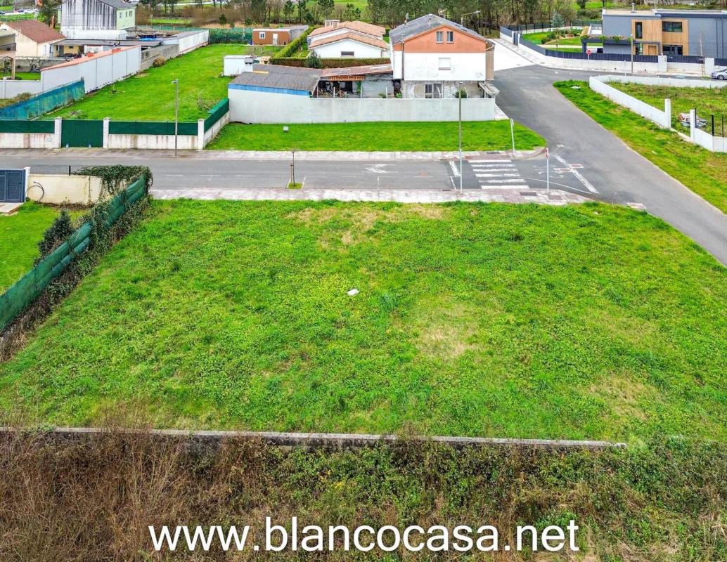 Działka na sprzedaż w Karbaljo, A Coruña photo 5
