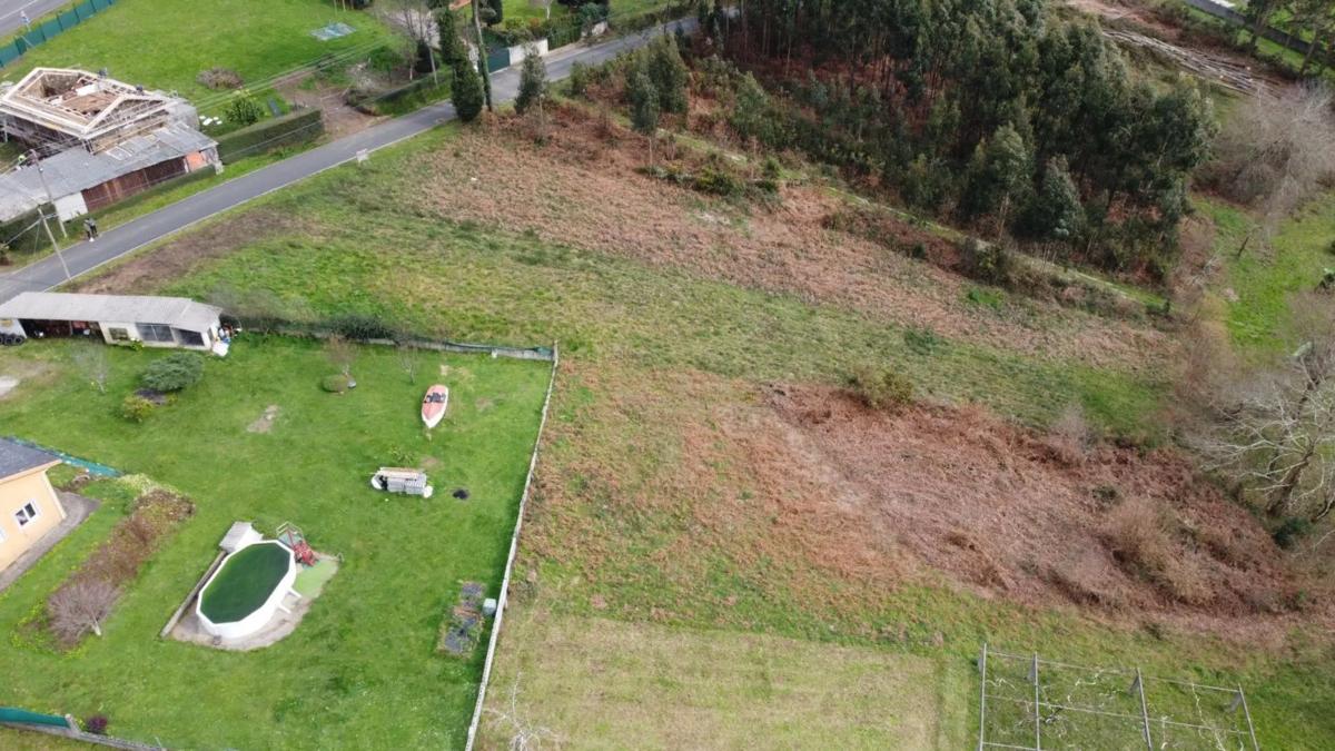 Terreno en venta en Miño, A Coruña photo 4