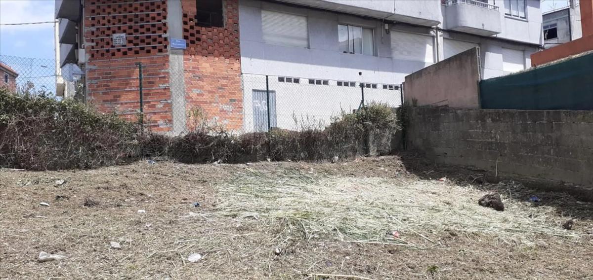 Działka na sprzedaż w Arteixo, A Coruña photo 2