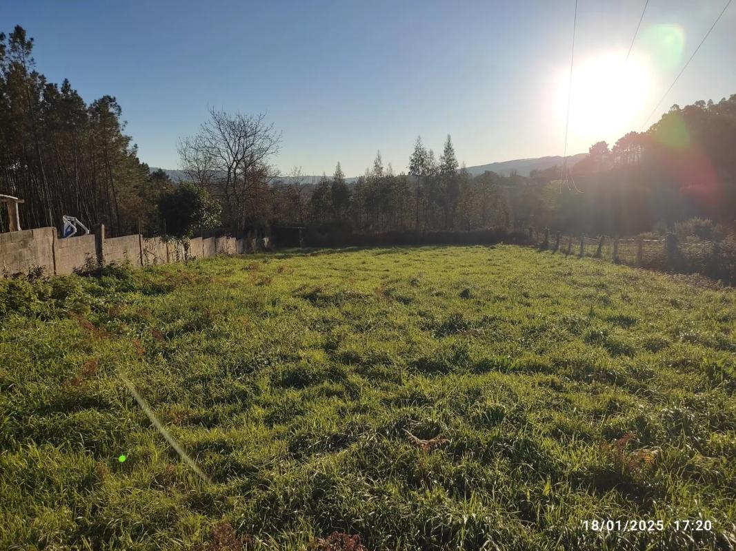 Land for sale in Cambre, A Coruña photo 1