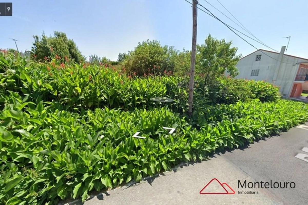 Land for sale in Muros, A Coruña photo 1