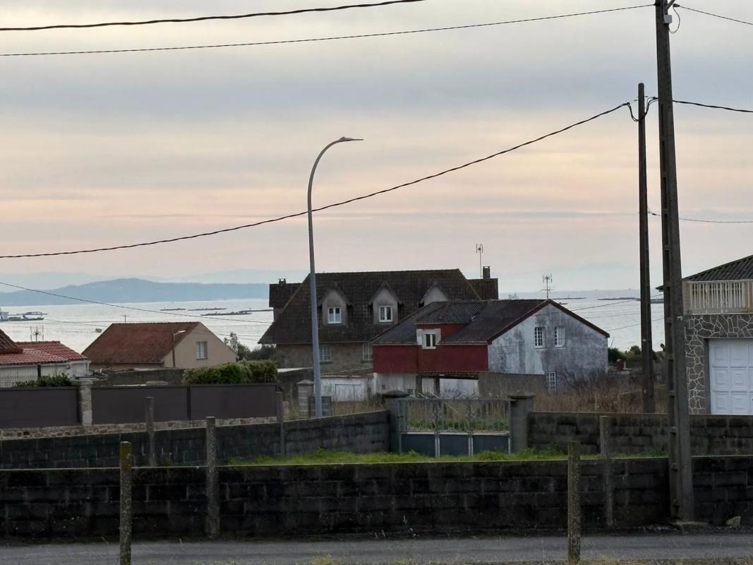Terreno en venta en Ribeira, A Coruña photo 2