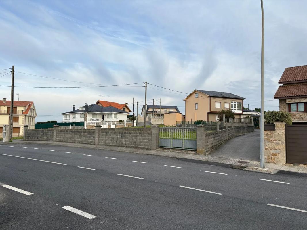 Terreno en venta en Ribeira, A Coruña photo 4