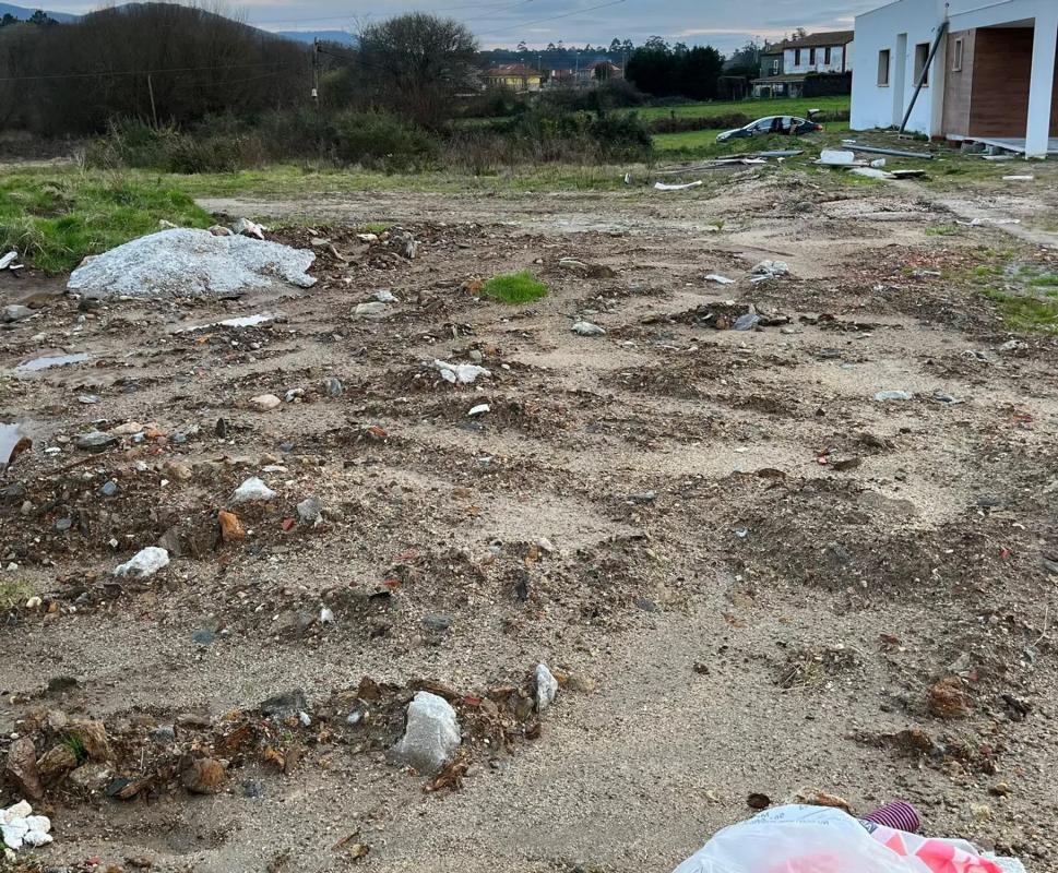 Terreno en venta en Brion, A Coruña photo 4