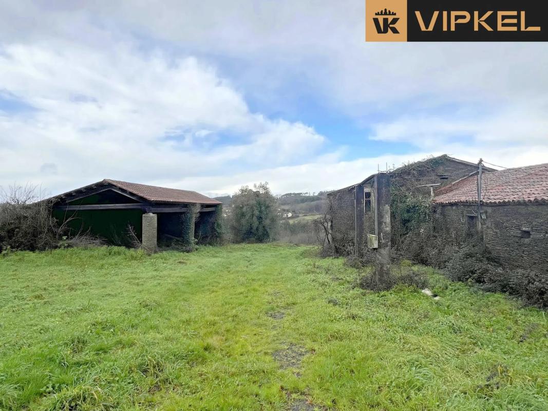 Terreno en venta en Frades, A Coruña photo 1
