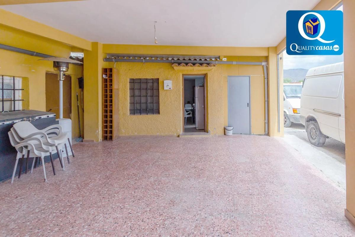 Sale of independent chalet in El Secanet - Hacienda del Sol, La Villajoyosa / Vila Joiosa
photo 5