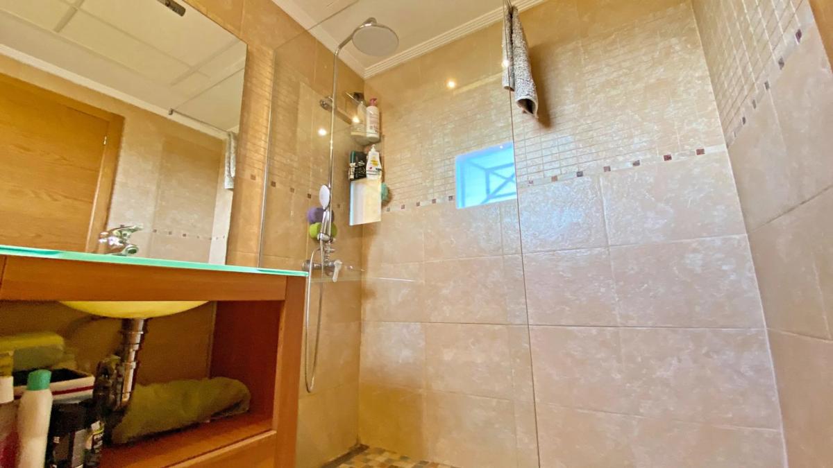 Propiedades en venta y alquiler en España photo 3