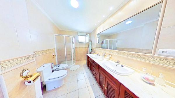 Коттедж на продажу в  Calle Antoni J Cavanilles, 6 -30, Мучамель photo 4