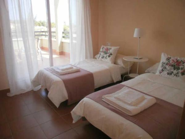 Chalet adosado en calle Marge, 1 photo 4