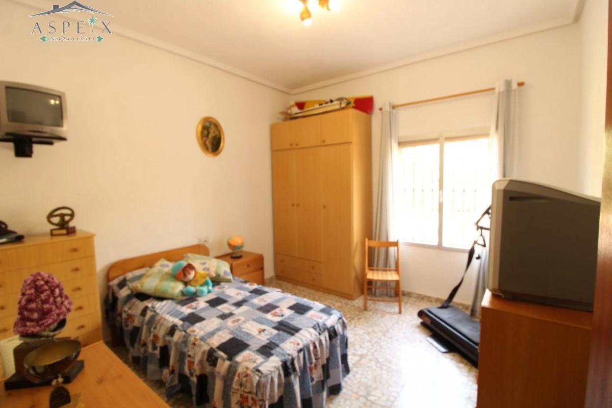 Properties for sale and rent in Spain photo 5