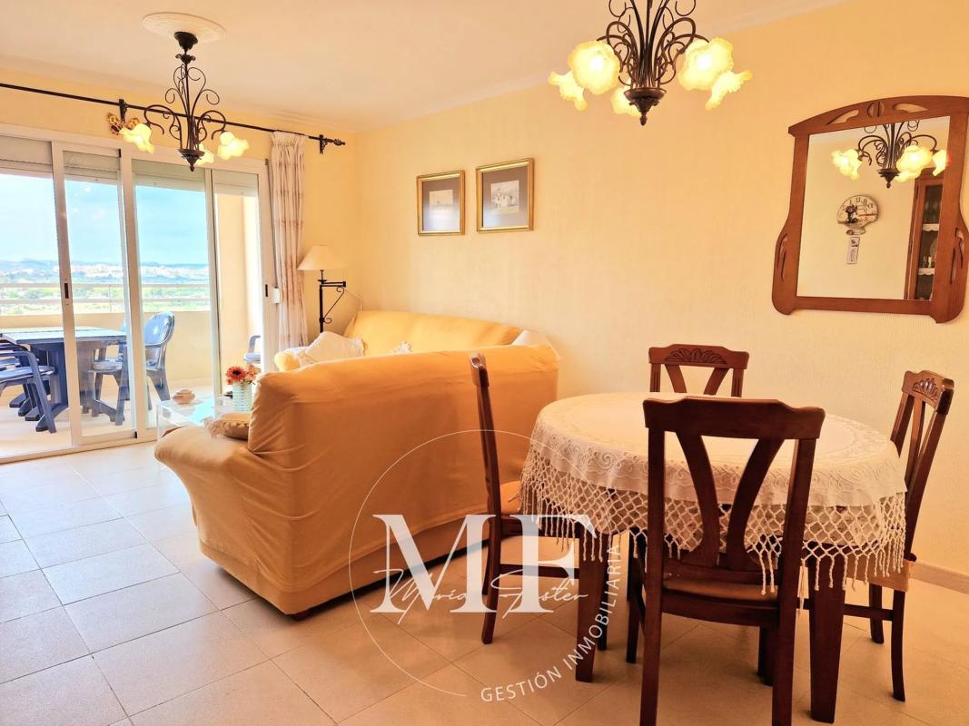 Sale of apartment in Avenida del Fabraquer, El Campello
photo 3